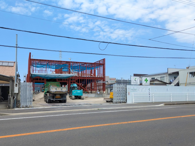 多度津町に新しい建物が建設されてるみたい