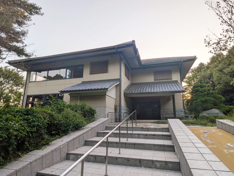 まんのう町の「かりん会館」が設備改修工事のため2024年10月1日(火)～2025年1月31日(金)まで休館してる。国際交流協会の事務局が一時移転に