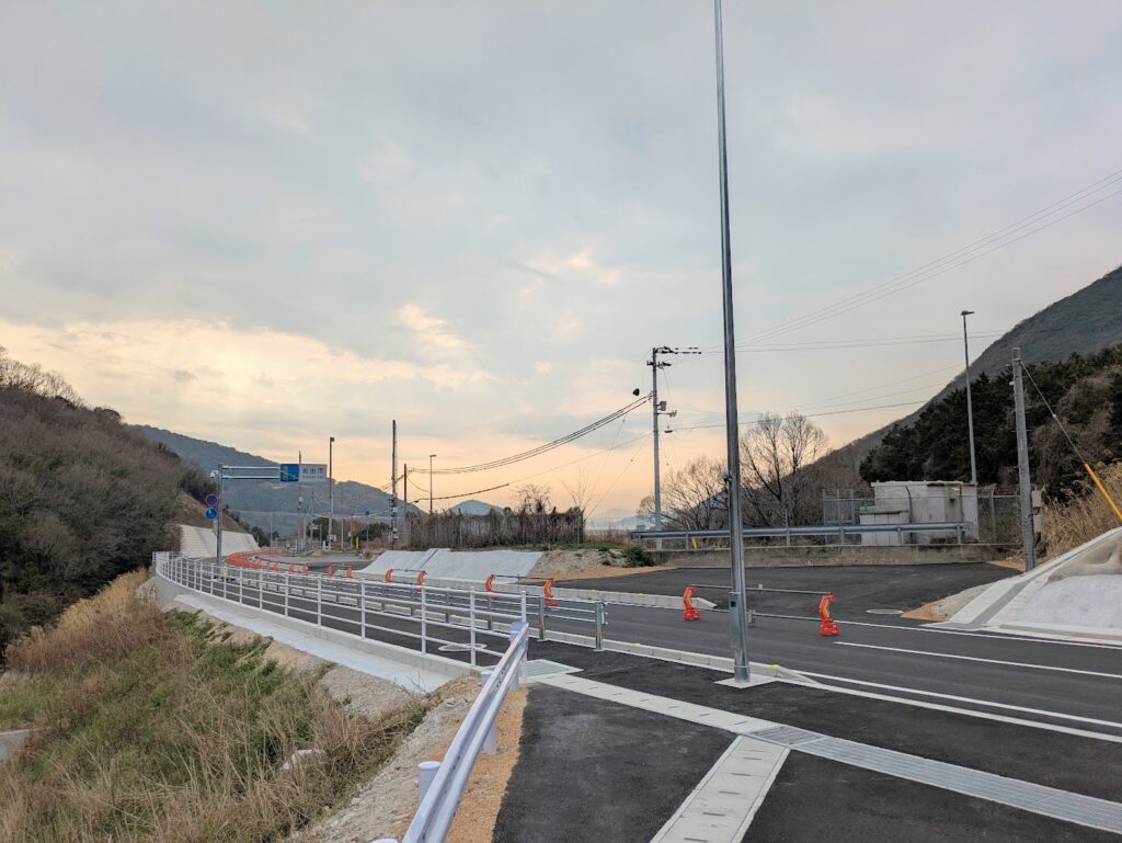 坂出市 五色台トンネル