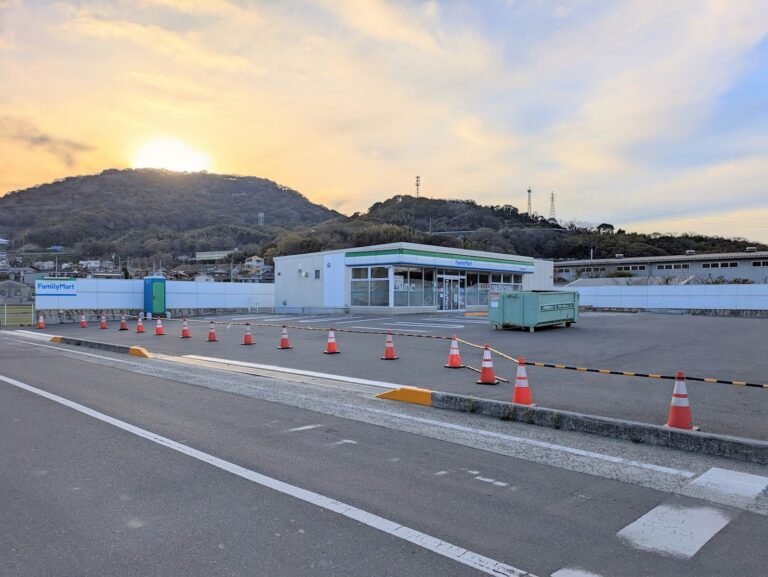 宇多津町の「ファミリーマート 宇多津町長縄手店」が休業中。2025年4月10日(木)にリニューアルオープン！