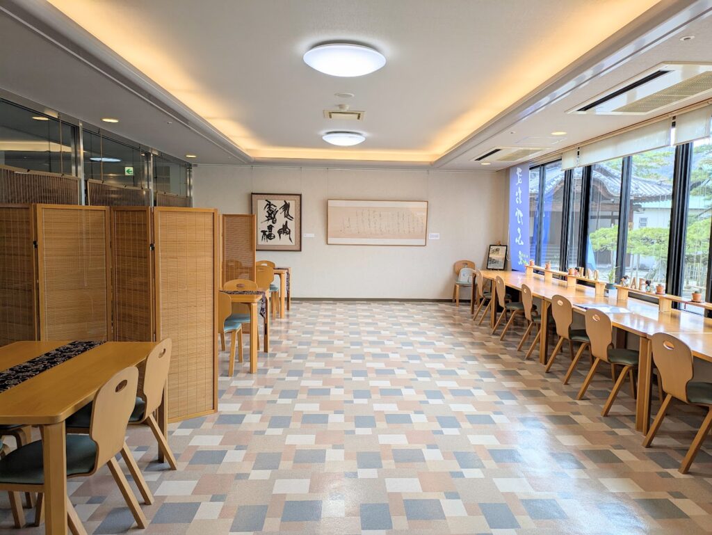 善通寺市 総本山善通寺 まおかふぇ 店内