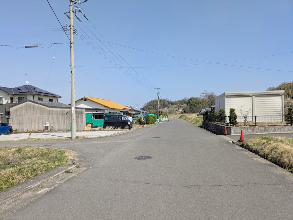 綾川町 スパイス家族カラクラ 場所・駐車場