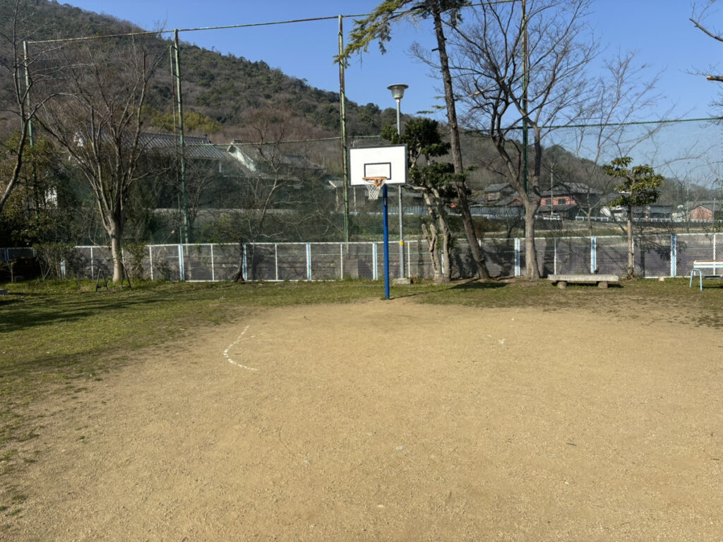 坂出市西庄町 西庄児童公園 バスケットゴール