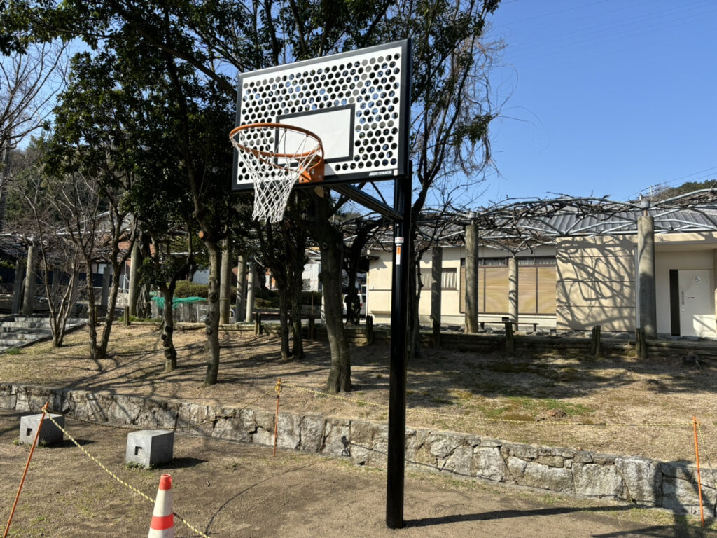 坂出市八幡町 田尾坂公園 バスケットゴール
