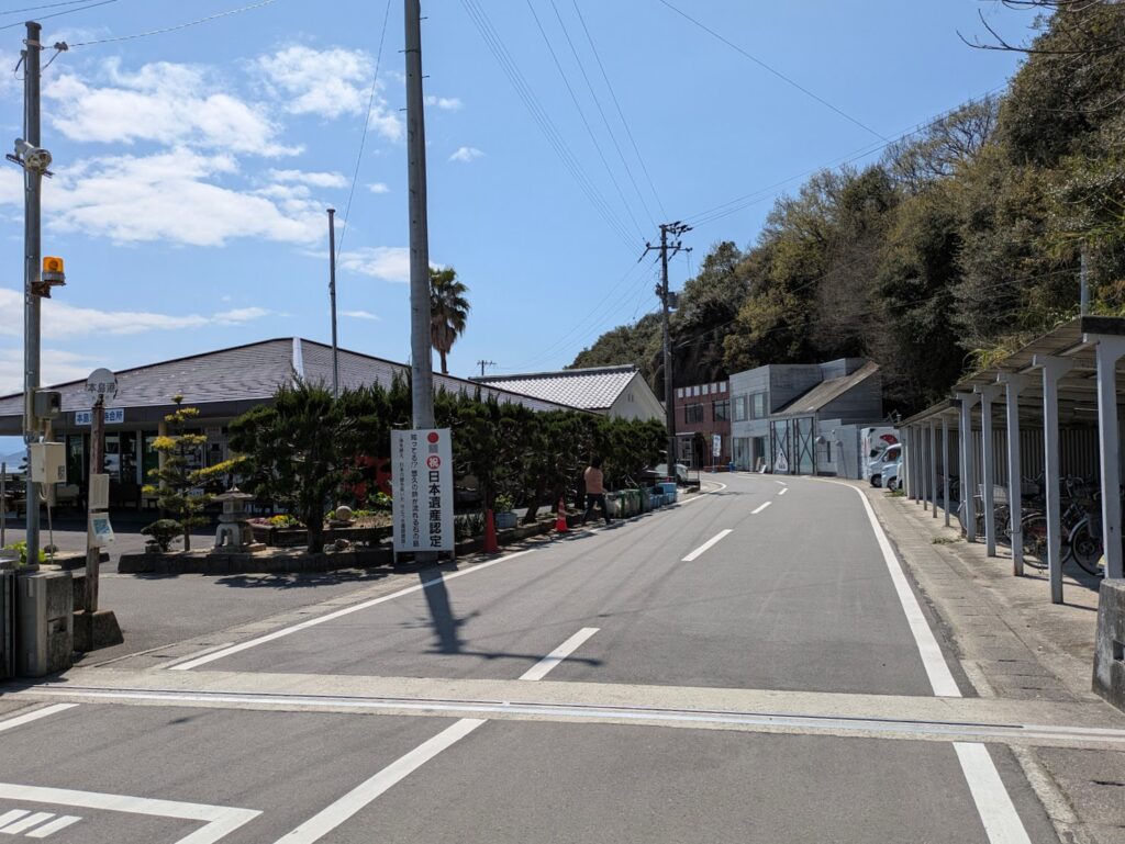 丸亀市本島町 海を休ませるレストラン 場所