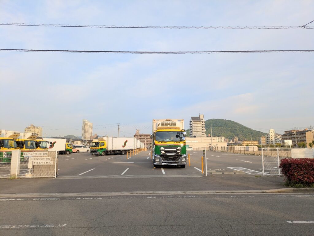 宇多津町 四国水族館駐車場