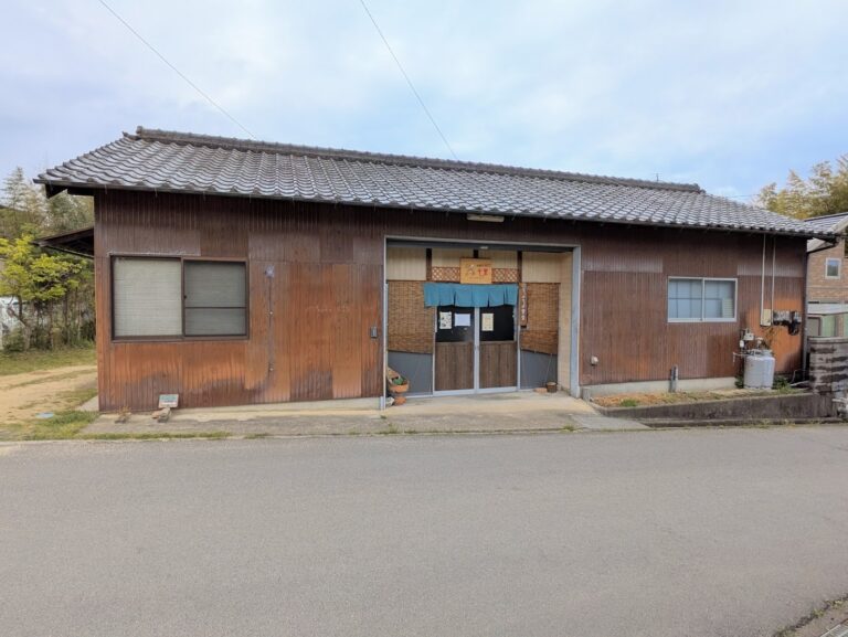 まんのう町の「千里(Senri)」が2025年4月25日(金)で閉店するみたい。今後はマルシェなどのイベントで会えるかも
