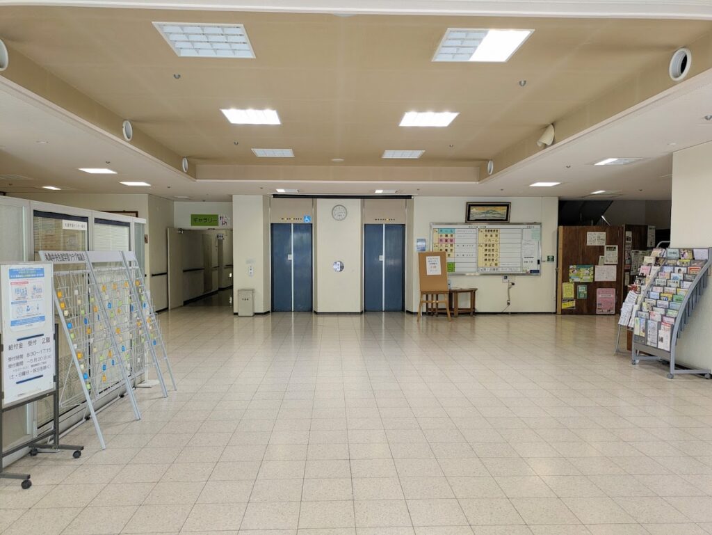 丸亀市大手町 丸亀市生涯学習センター