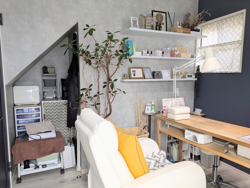 丸亀市田村町 B&H Nail Care Salon Aim. 店内の様子