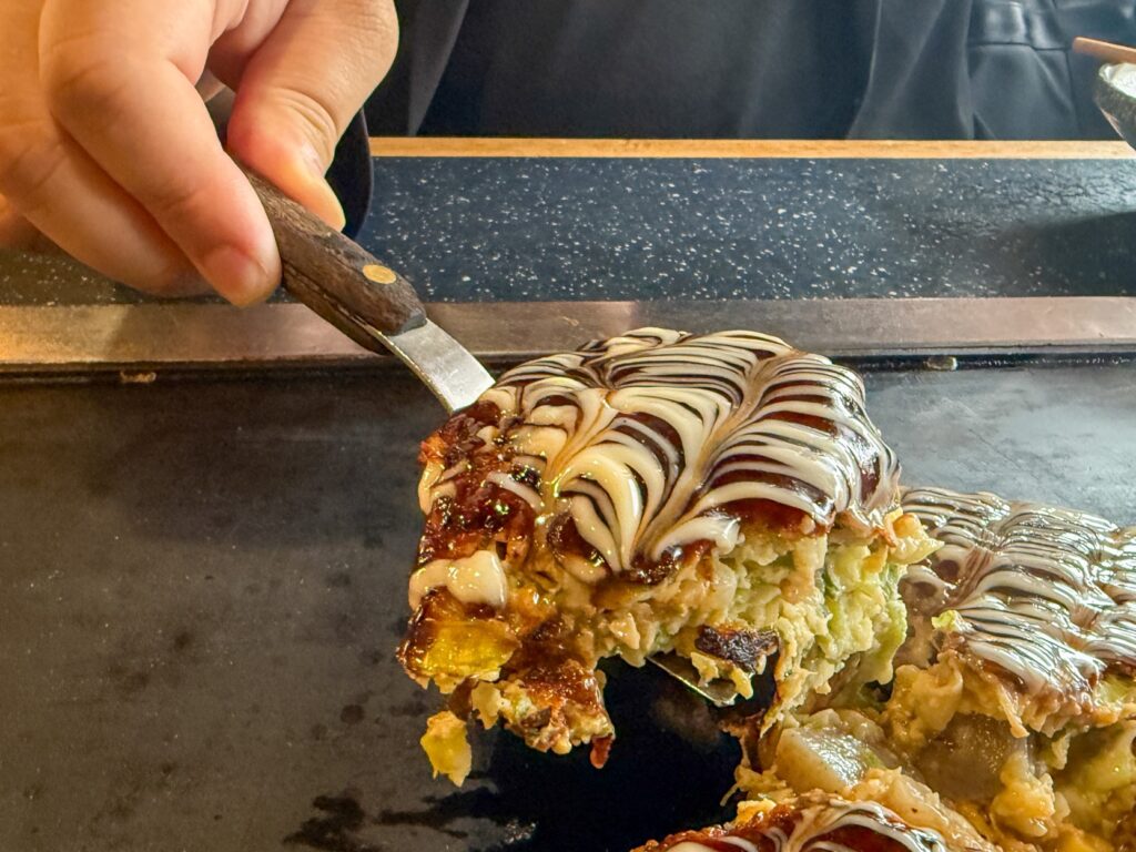 坂出市加茂町 お好み焼きかっちゃん すじこんねぎ玉