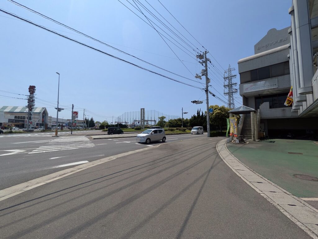 丸亀市新浜町 東南アジア食材館 場所