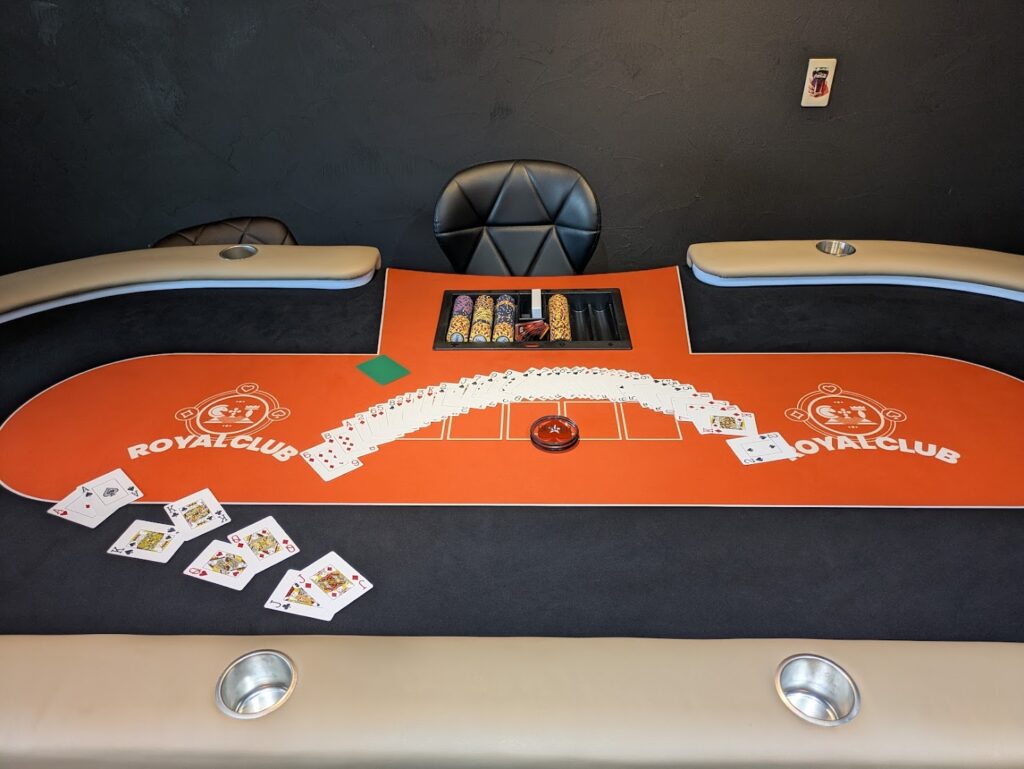 宇多津町 POKER HOUSE KINGS
