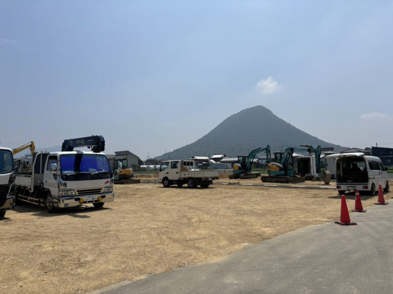 国道11号線、飯野町付近でやってる大きな工事は何ができる!? スバル新店舗付近