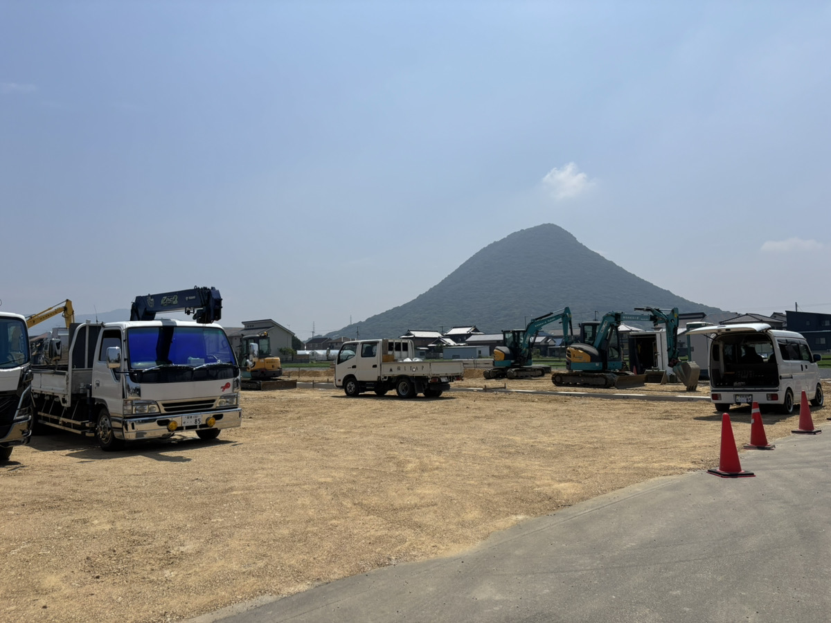 丸亀市飯野町 国道11号線 南
