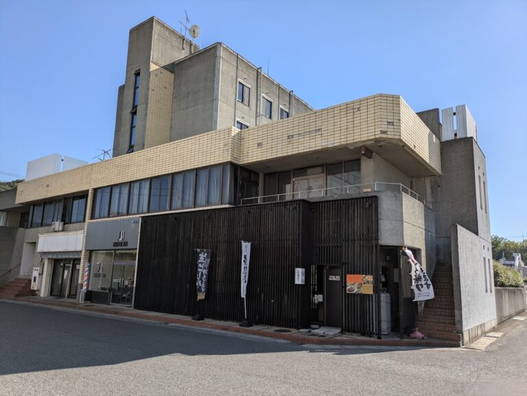 宇多津町に「呑み処 志露人」が2025年5月5日(月)にオープン！新鮮な鶏肉を使った骨付鶏や鶏料理、厳選された日本酒を楽しめる大人の隠れ家