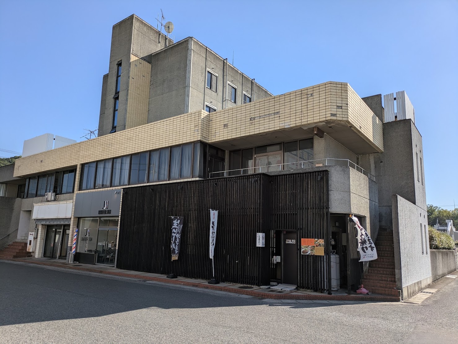 宇多津町 呑み処 志露人