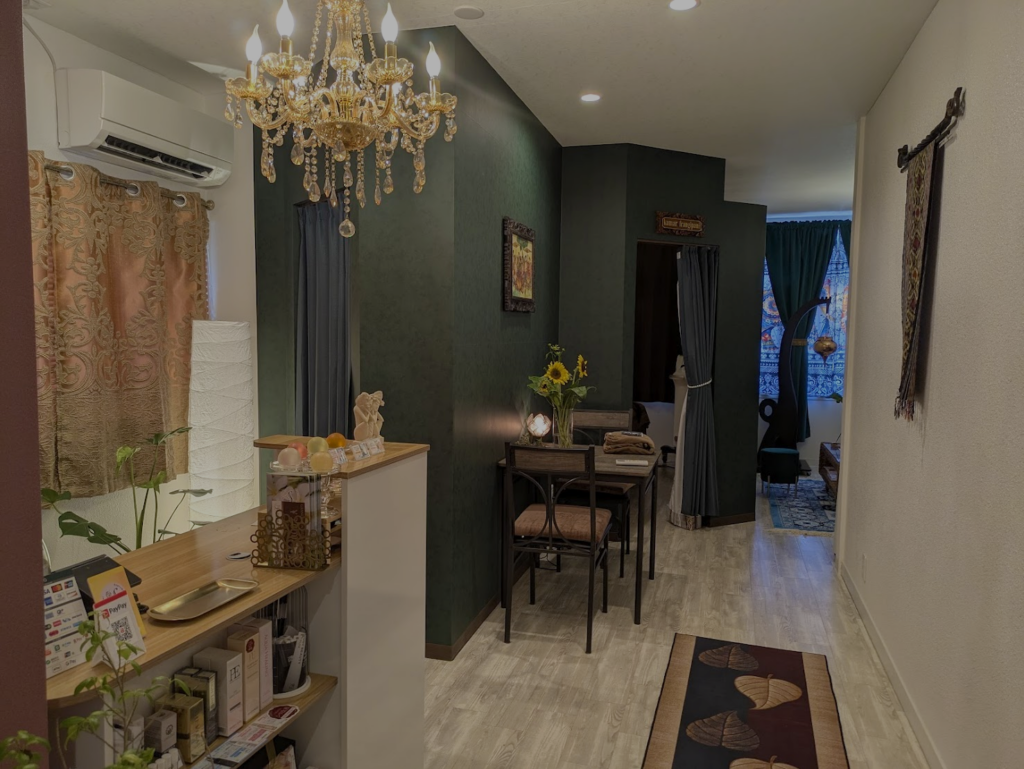 丸亀市塩飽町 Supreme Bali Healing Esthetic 店内