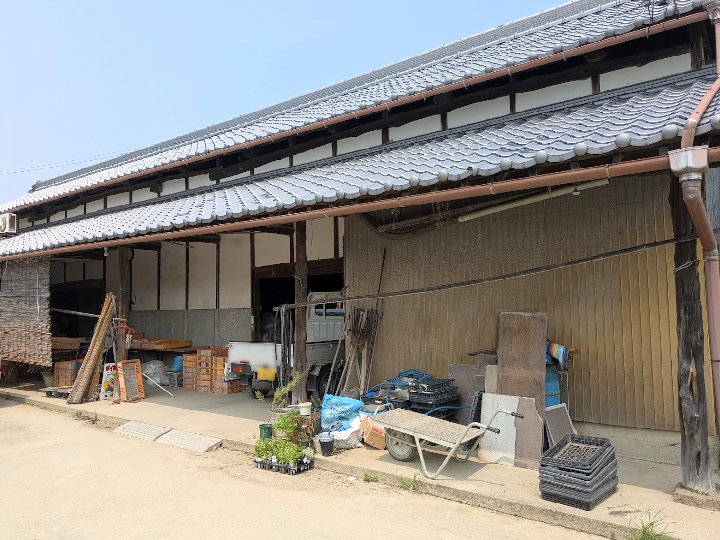 丸亀市飯山町 ファーム綾香