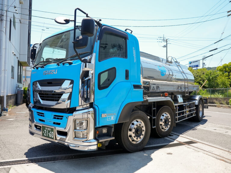 【動画あり】ISO認定の安定企業！坂出市・丸二運輸建設がタンクローリー運転手を募集中！※未経験歓迎