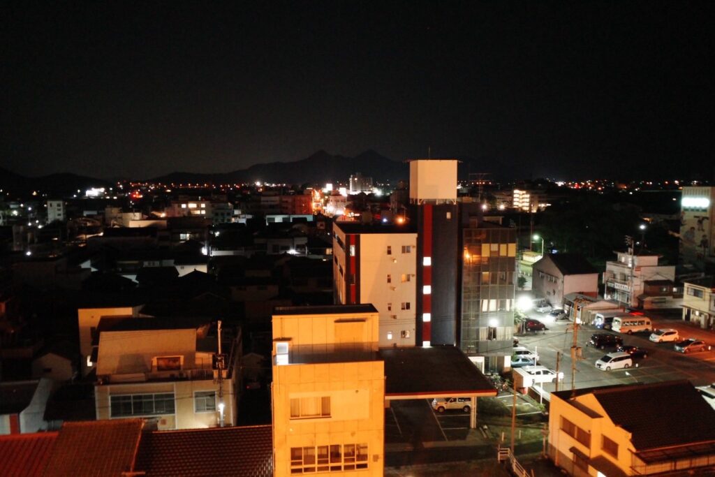 琴平町 HAKOBUNEビル Rooftop Beer Garden