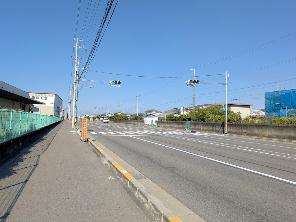 多度津町 さぬき浜街道 押しボタン式信号機