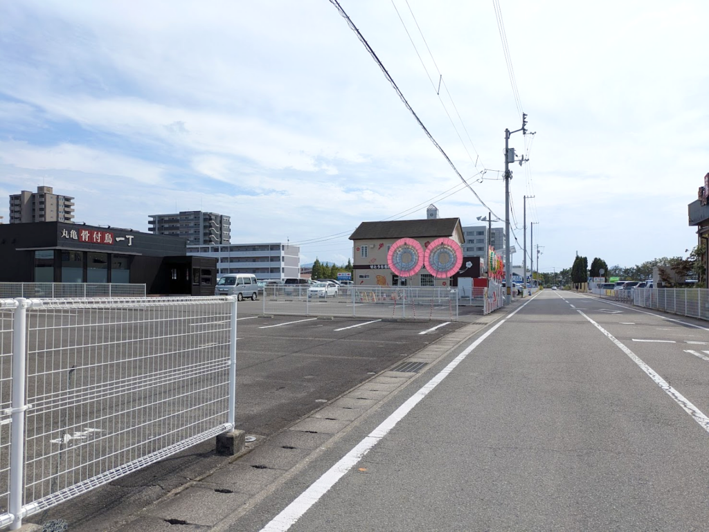 宇多津町 丸亀骨付鳥一丁 場所・駐車場