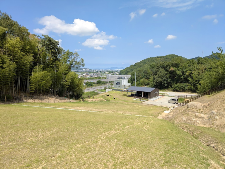 ワンちゃん大興奮！まんのう町に広大な「ドッグラン ユウランド」が2025年8月17日(日)にオープン！