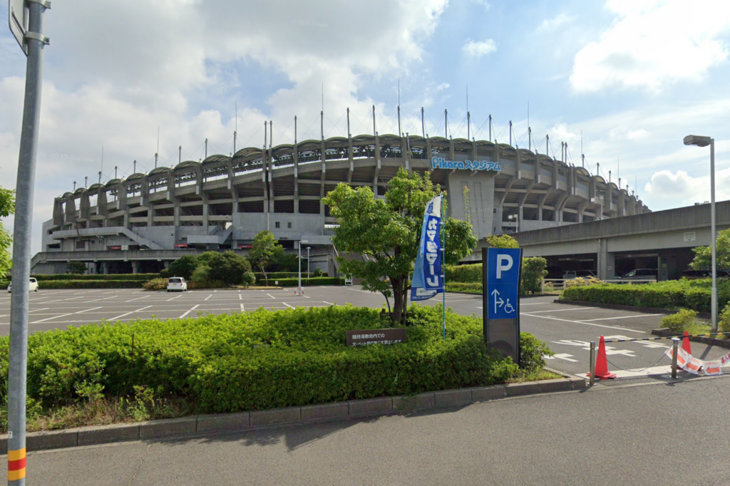 香川県立丸亀競技場 Pikaraスタジアム