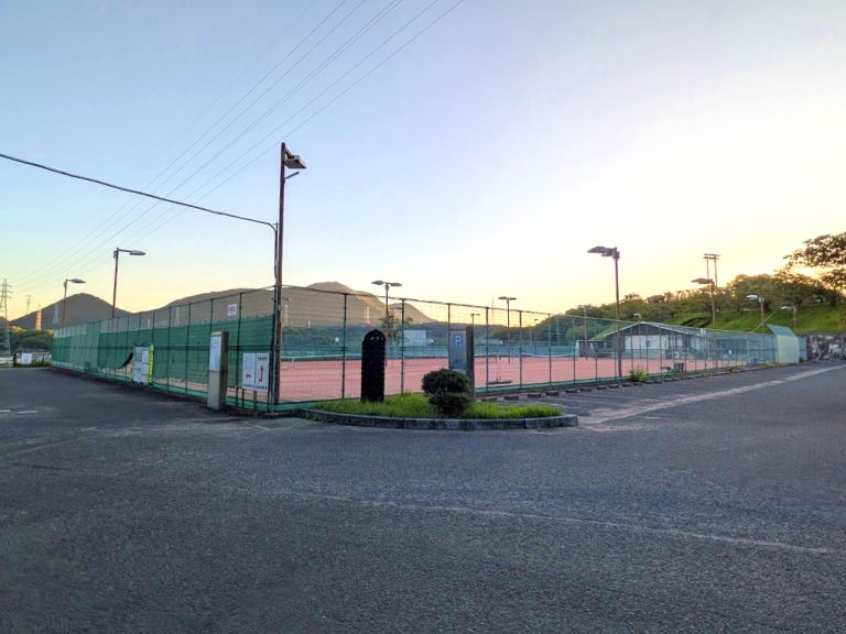 飯山総合運動公園のテニスコートで、リニューアルに向けた改修工事が2025年9月1日(月)からスタート！
