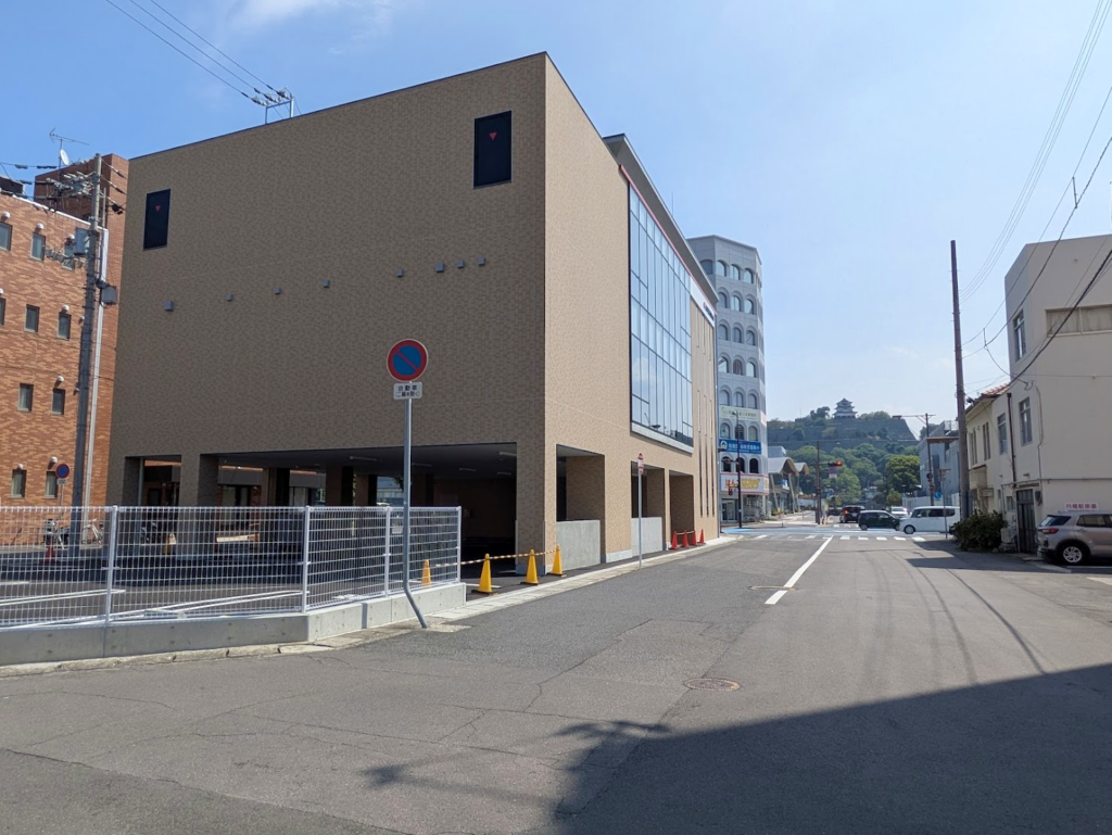丸亀市通町 香川銀行丸亀支店及び土器町出張所
