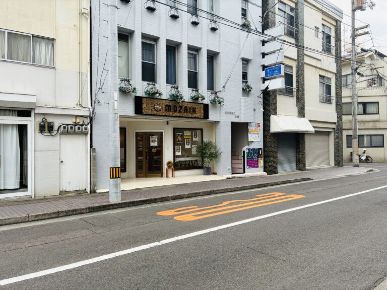 丸亀市浜町の「MOSAIK(モザイク)ストアー丸亀店」跡地に「DONUTS CHALLENGE SHOP」が4日間限定オープンしてる！