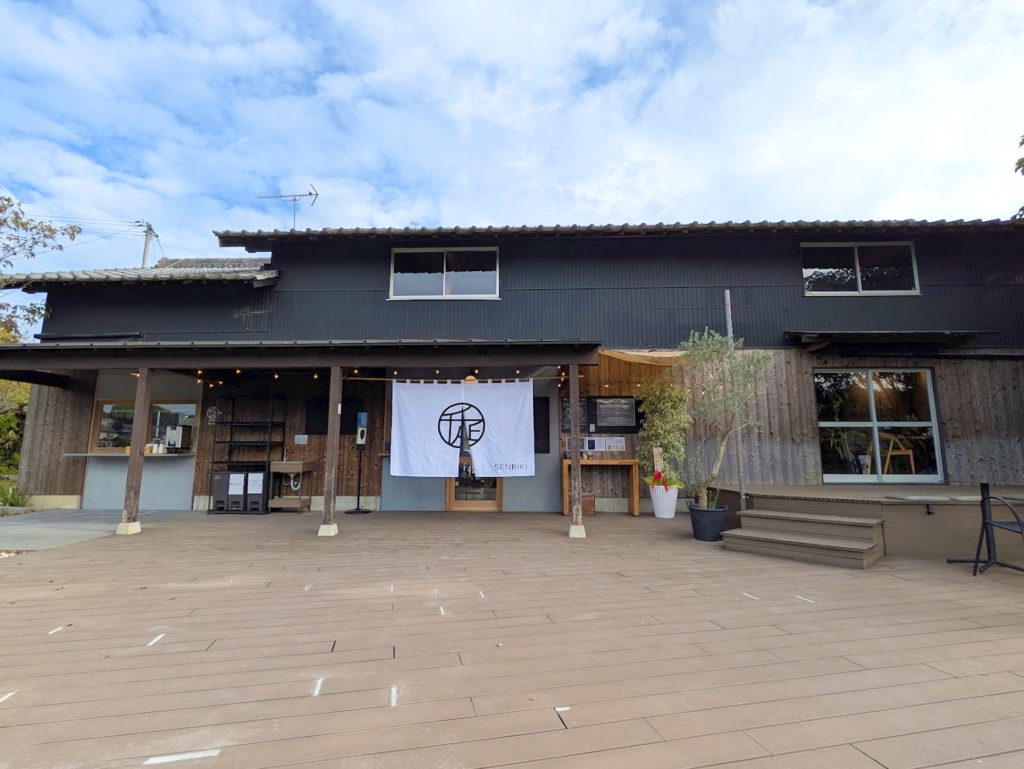 綾川町 千疋の丘～空と風のテラス～