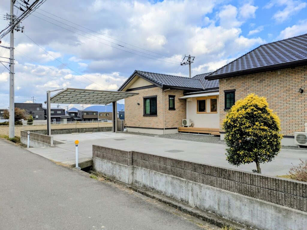 丸亀市綾歌町 小さなお菓子工房 Bake 駐車場