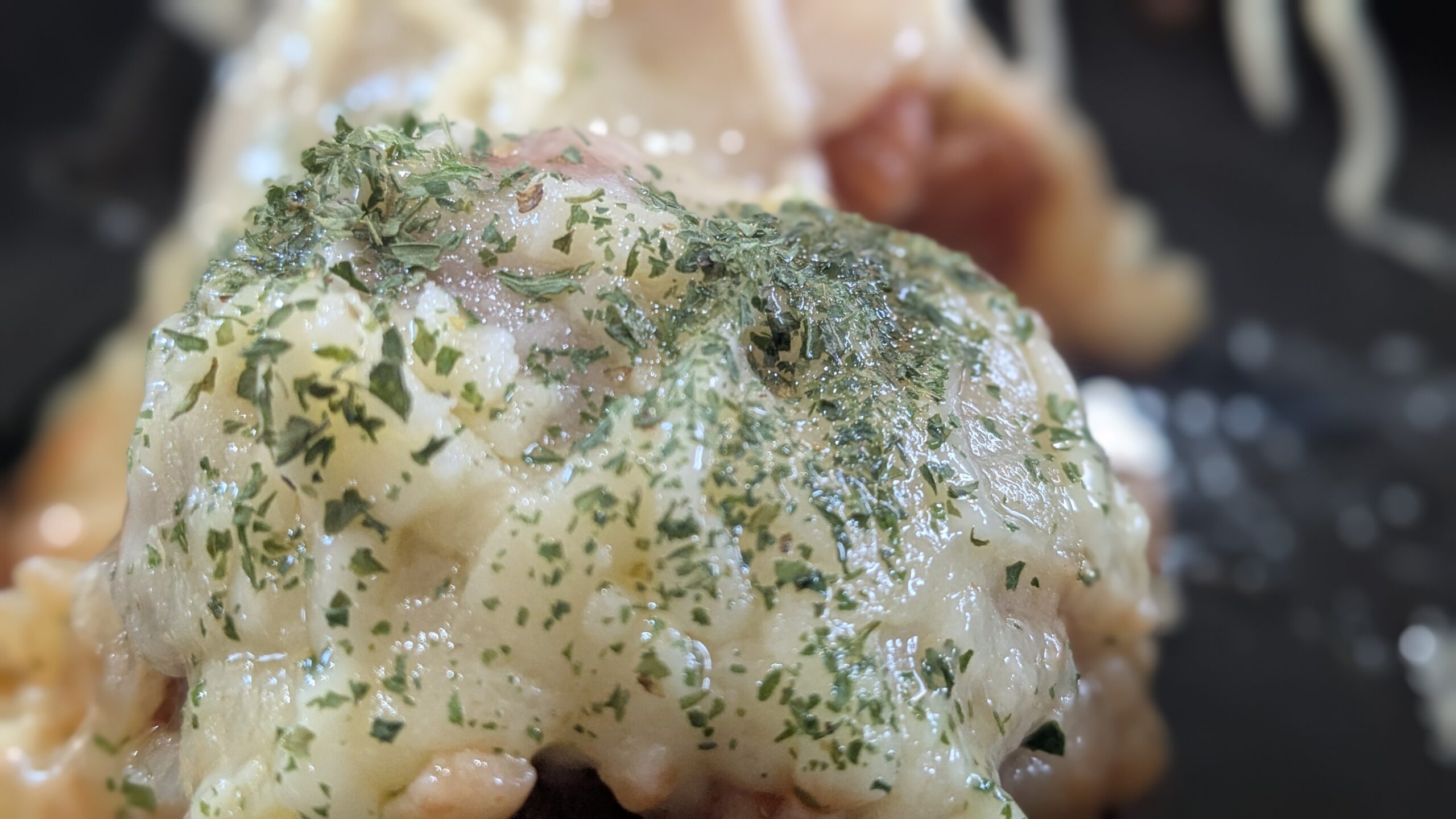 善通寺市上吉田町 ZEN たこ焼きピザ味 パセリ