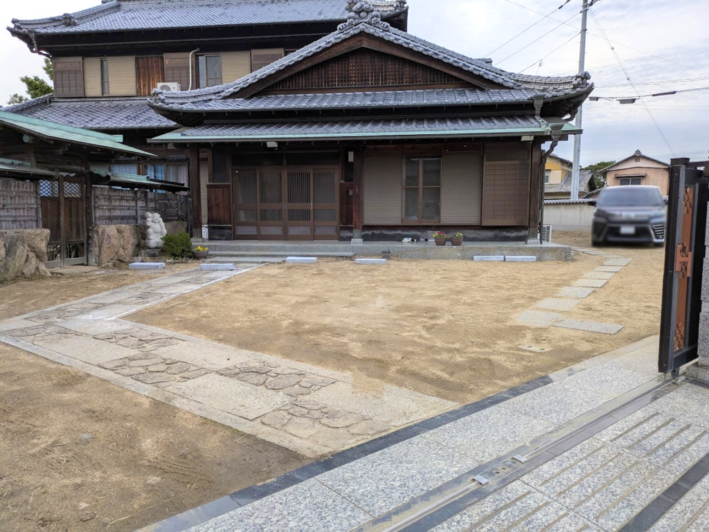 坂出市林田町 焼き鳥 博 場所・駐車場