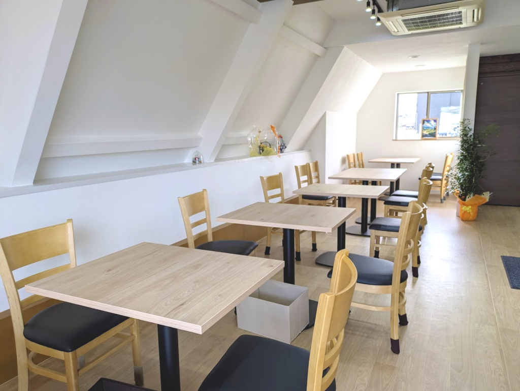 丸亀市土器町 海鮮むすび家 店内