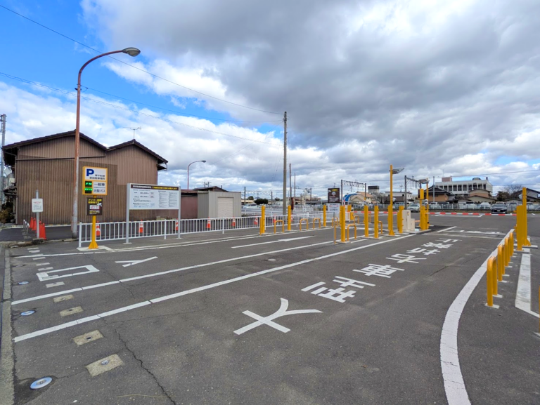 琴平町の「琴平町営駅前西駐車場」が2025年12月17日(水)から営業再開！ナンバー認識システム導入でさらに便利に。「東駐車場」は休業延長へ