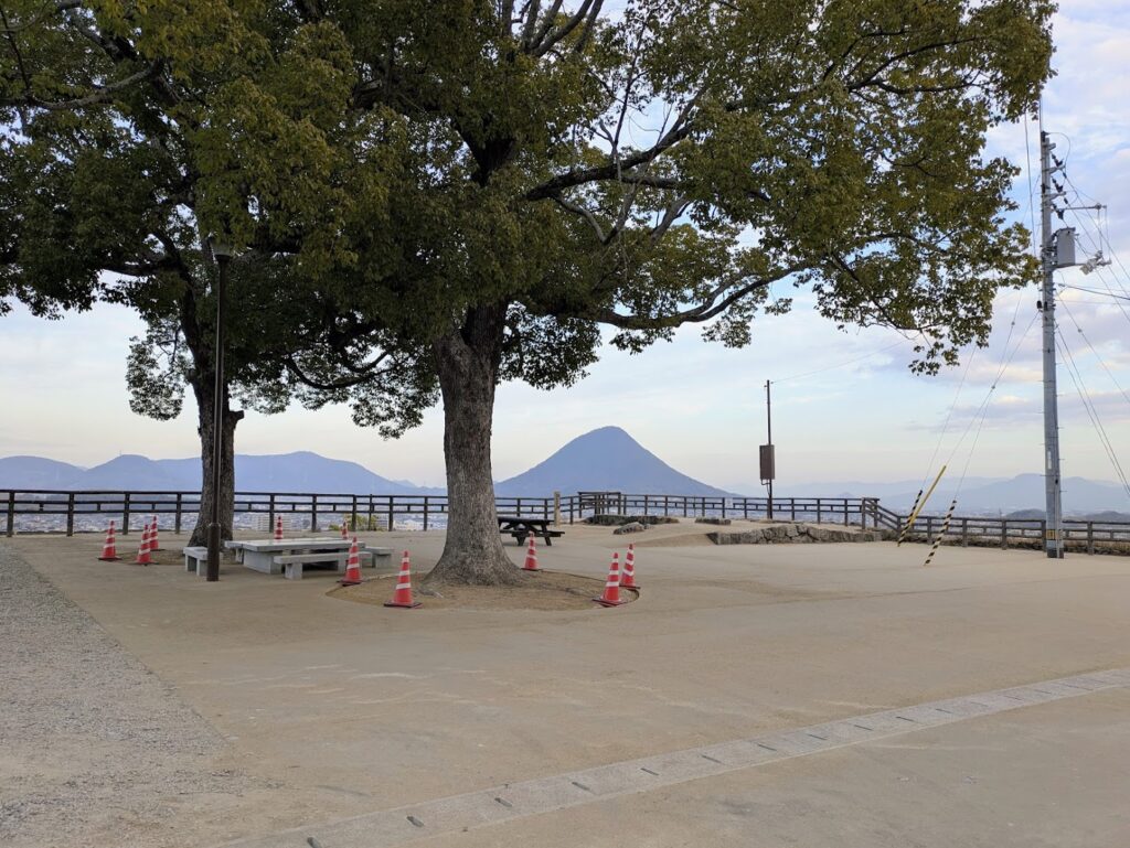 丸亀市 丸亀城三の丸北東部 舗装工事