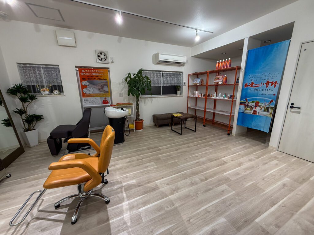 丸亀市土器町 美容室 Le lien 店内