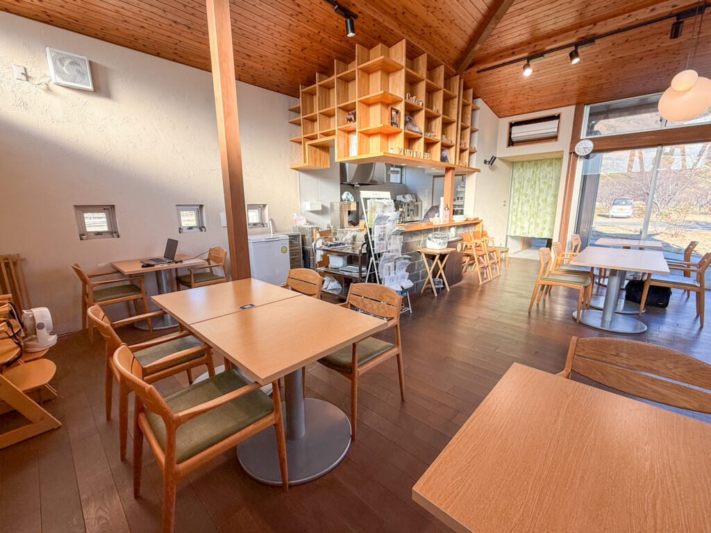 坂出市大屋冨町 かけはしカフェ 店内