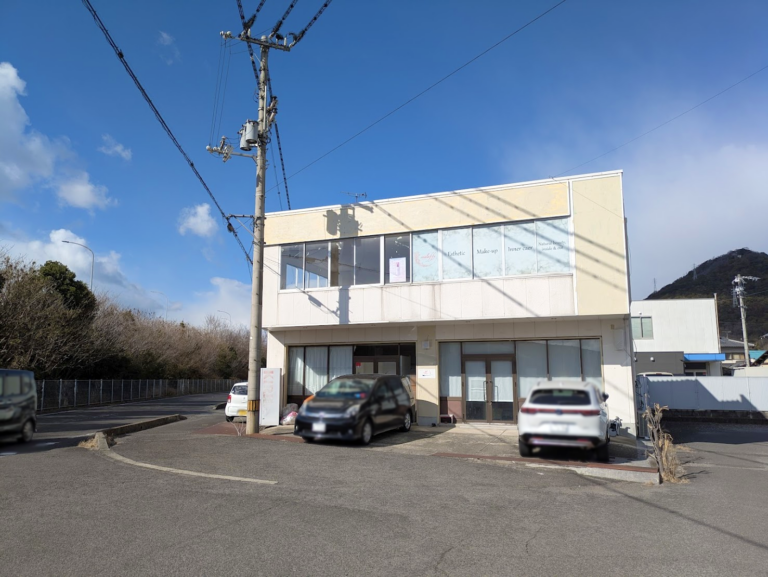 坂出市川津町「CEサロン soinlaffy (ソワラフィー)」最後はメイクまで仕上げてくれる働く女性に嬉しいフェイシャルエステサロン♪