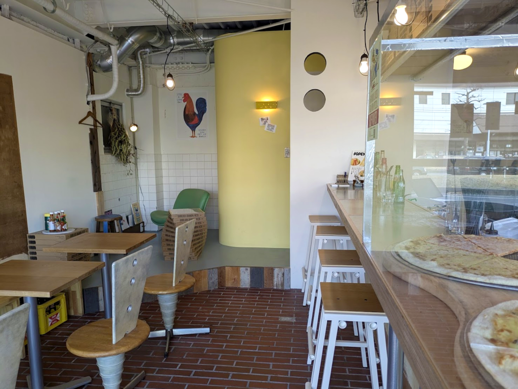 丸亀市浜町 GOODLUCK GRANDPA PIZZA(グッドラック・グランパ・ピザ) 店内の様子