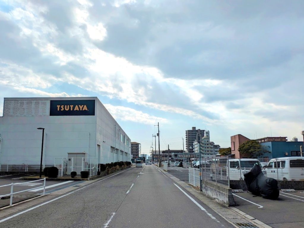 宇多津町 遊食房屋 宇多津店