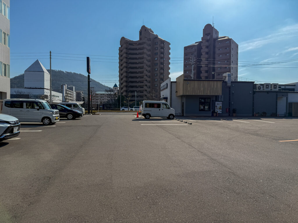 モスバーガー宇多津店 駐車場