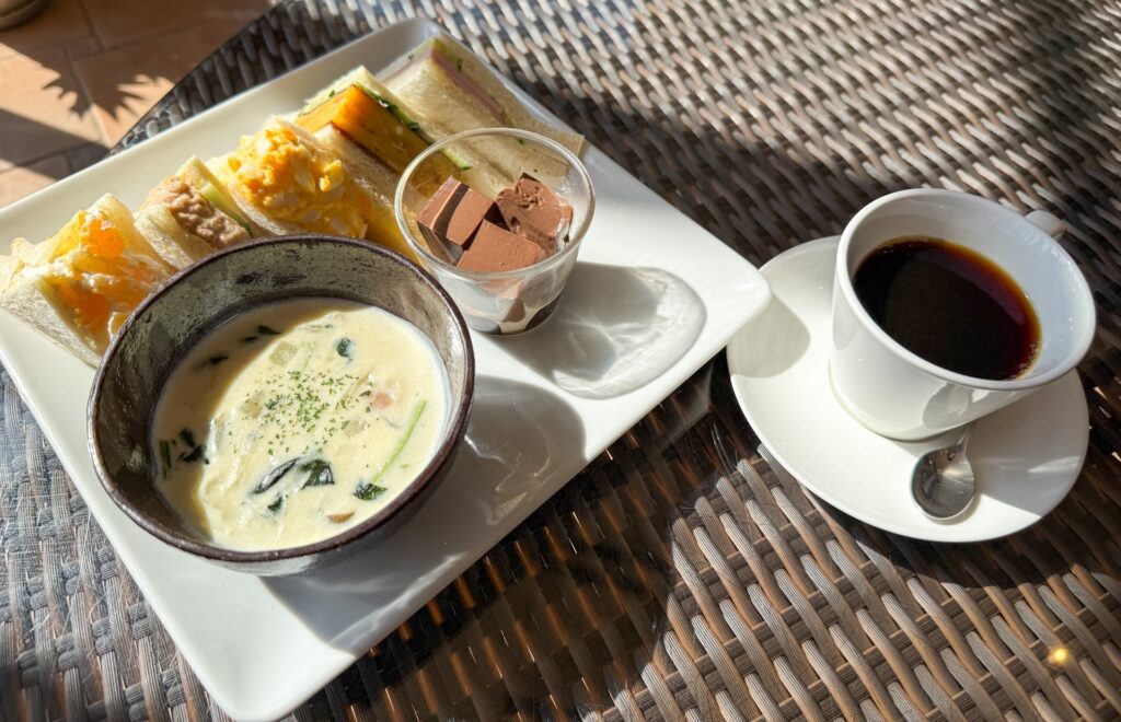 坂出市 カフェ プルミエ ランチセット全景