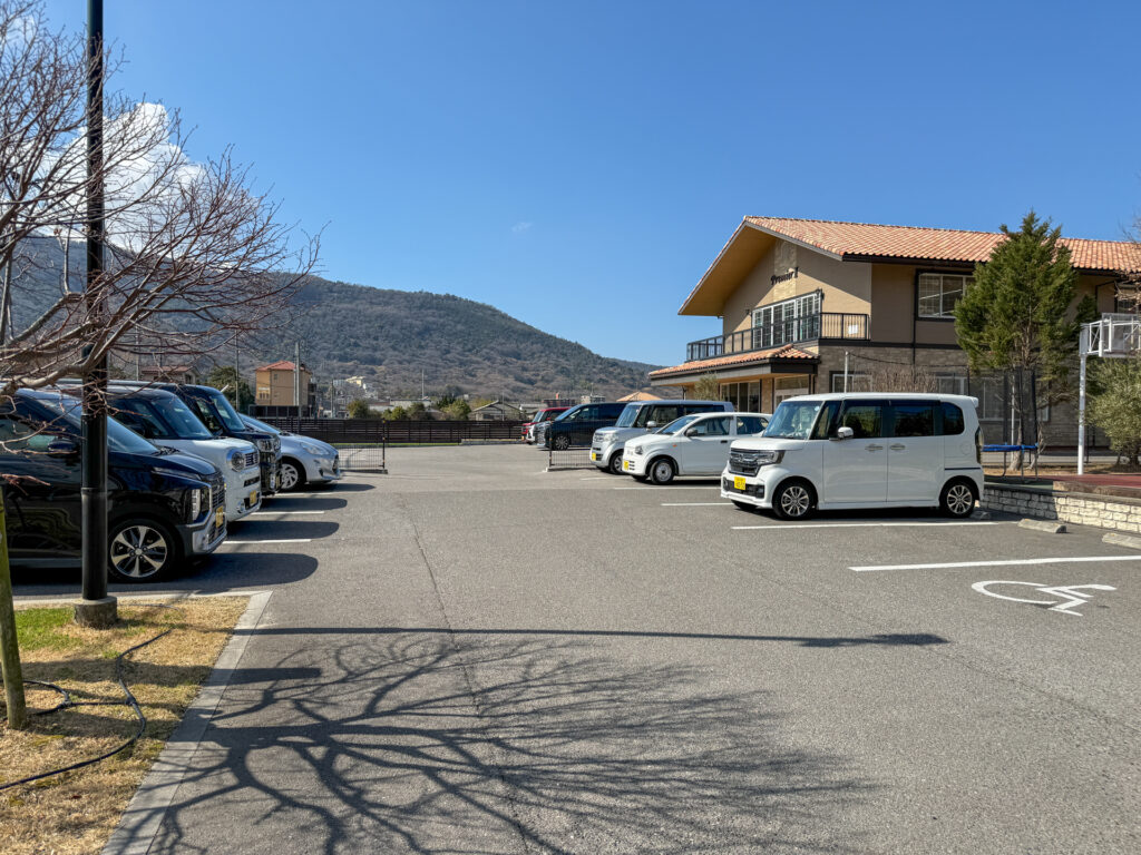 坂出市 カフェ プルミエ 駐車場