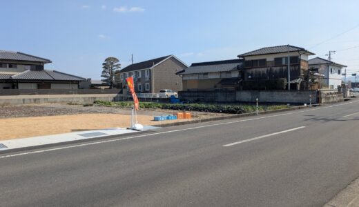 丸亀市郡家町のパン屋ゆうぱん北側に「100円野菜の販売所」ができてる。行ってみたけど売り切れで空っぽ？