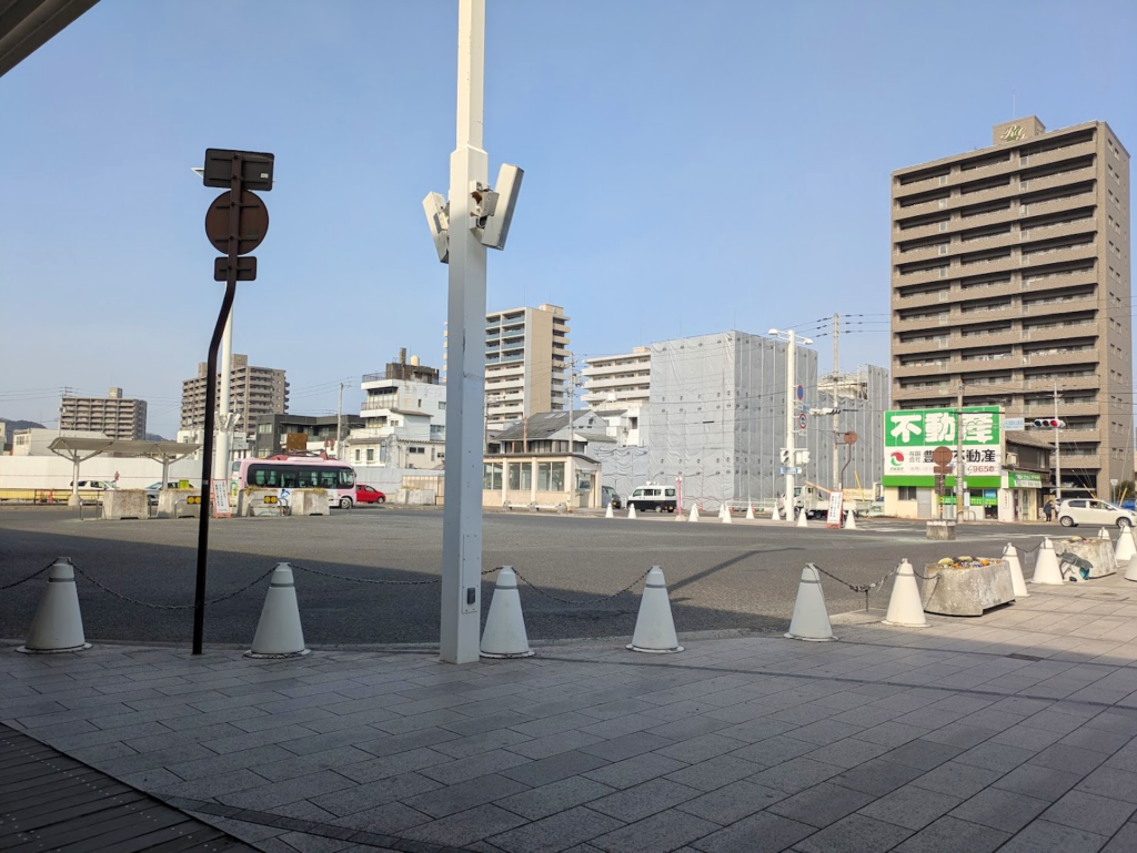 坂出市 坂出駅前 駐車場 工事