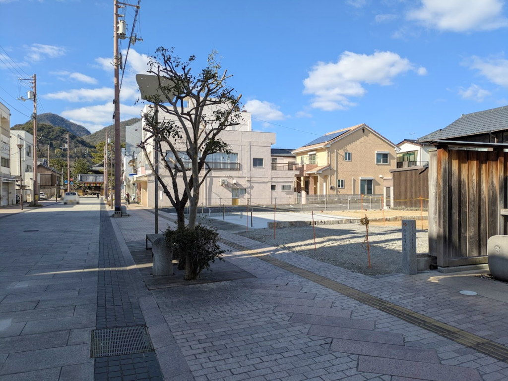 善通寺市 旧郷土館 赤門七仏薬師(乳薬師)