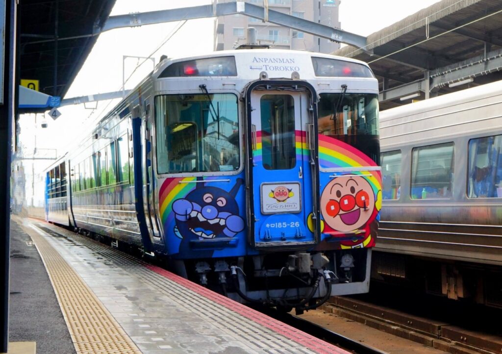 アンパンマントロッコ